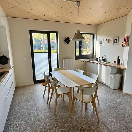 Am - Haus 11