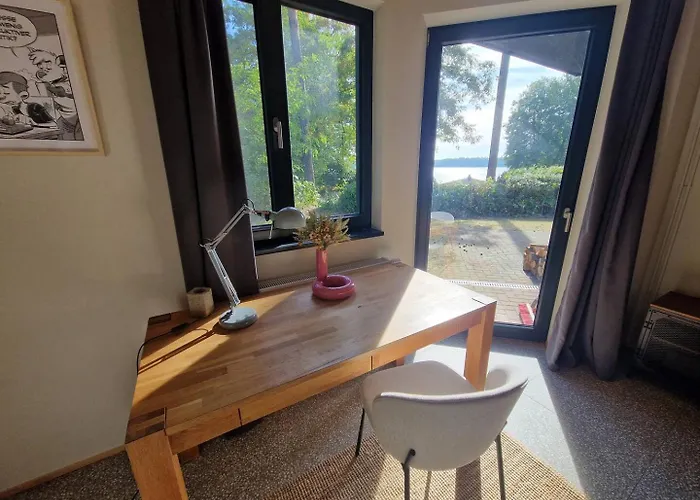 Haus 11 In Mit Seeblick Und Sauna * Templin