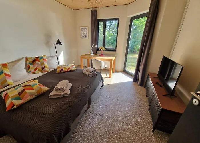 Haus 11 In Mit Seeblick Und Sauna